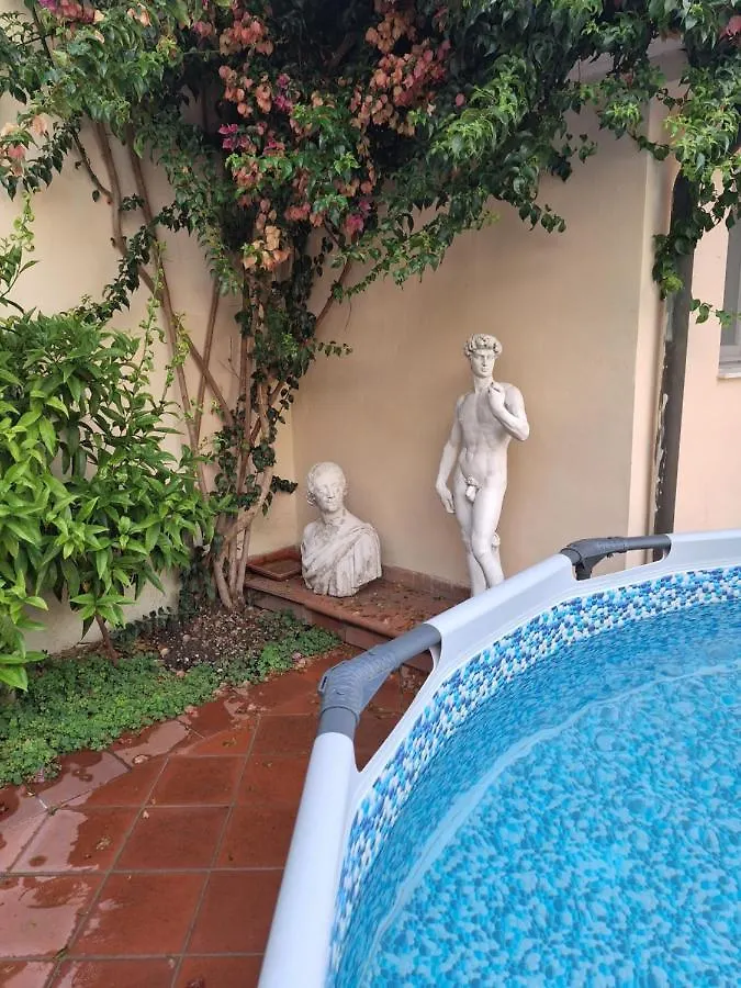Bed & Breakfast New City Dofour Viareggio Italy